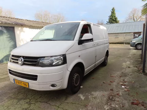 Volkswagen Transporter 2.0 TDI L1H1 Tr. DC Motorschade